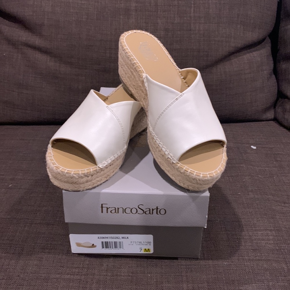 NIB Franco Sarto Espadrilles Platform Wedge Sandals Milk Size 7